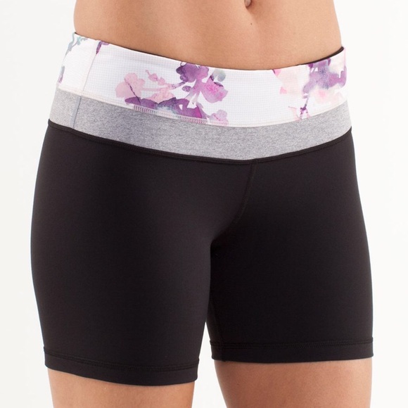 lululemon athletica Pants - Lululemon Reverse Groove Short spandex black